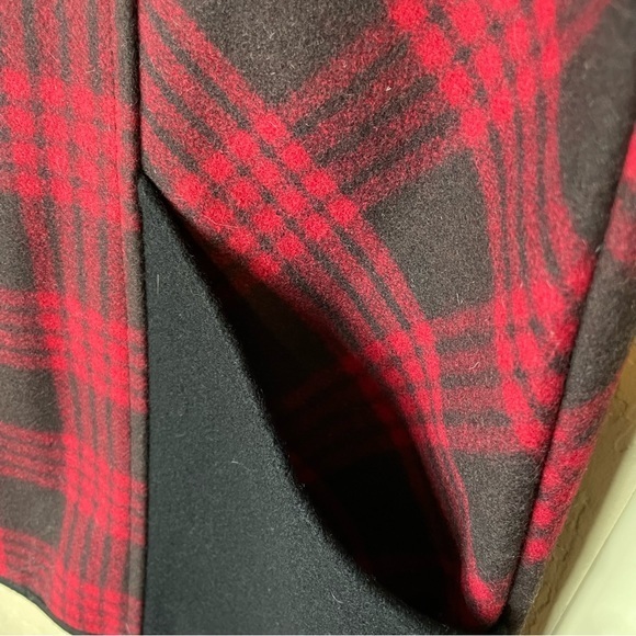 Stormy Kromer Ida Outfitter Plaid Wool Vest Woman’s Size Medium‎ Multi-Season - Picture 4 of 8